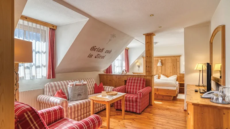 Zirbenzimmer Tirol