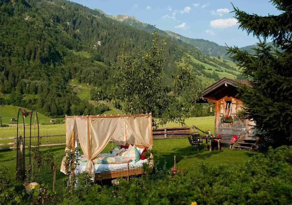 Zahradní postel s nebesy | Garten Himmelbett