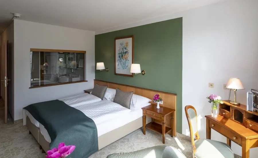 Hotel Gartenzimmer 4*