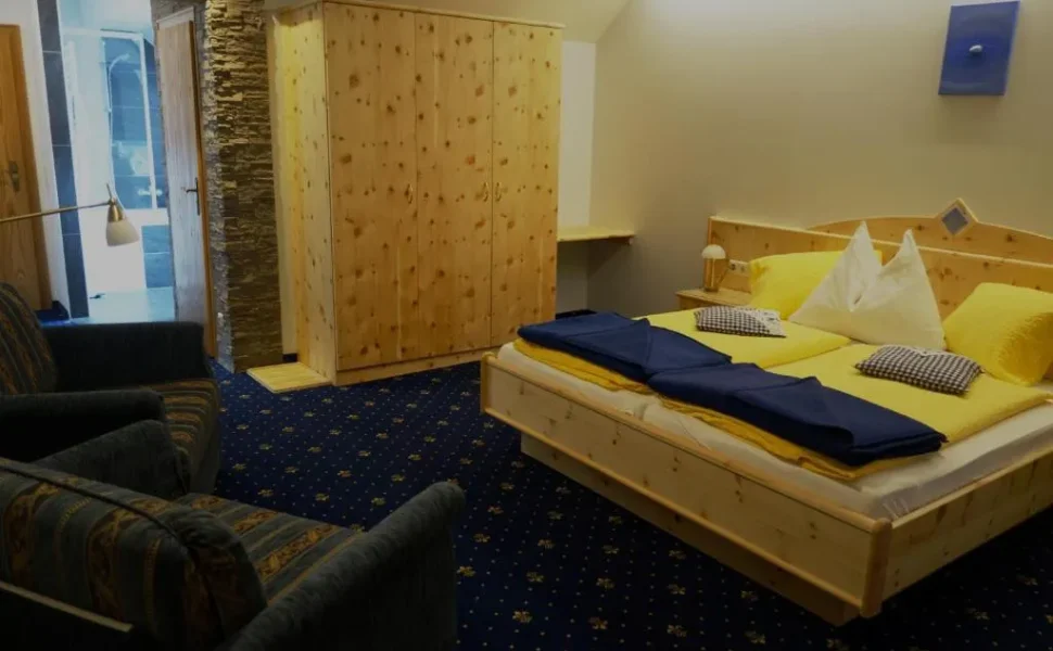 © Edelsteinhotel Guniwirt ***