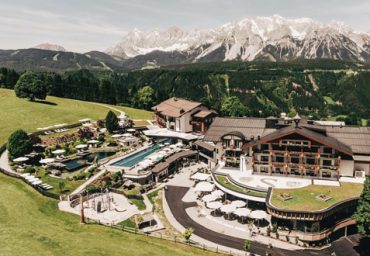 resort-index.jpg